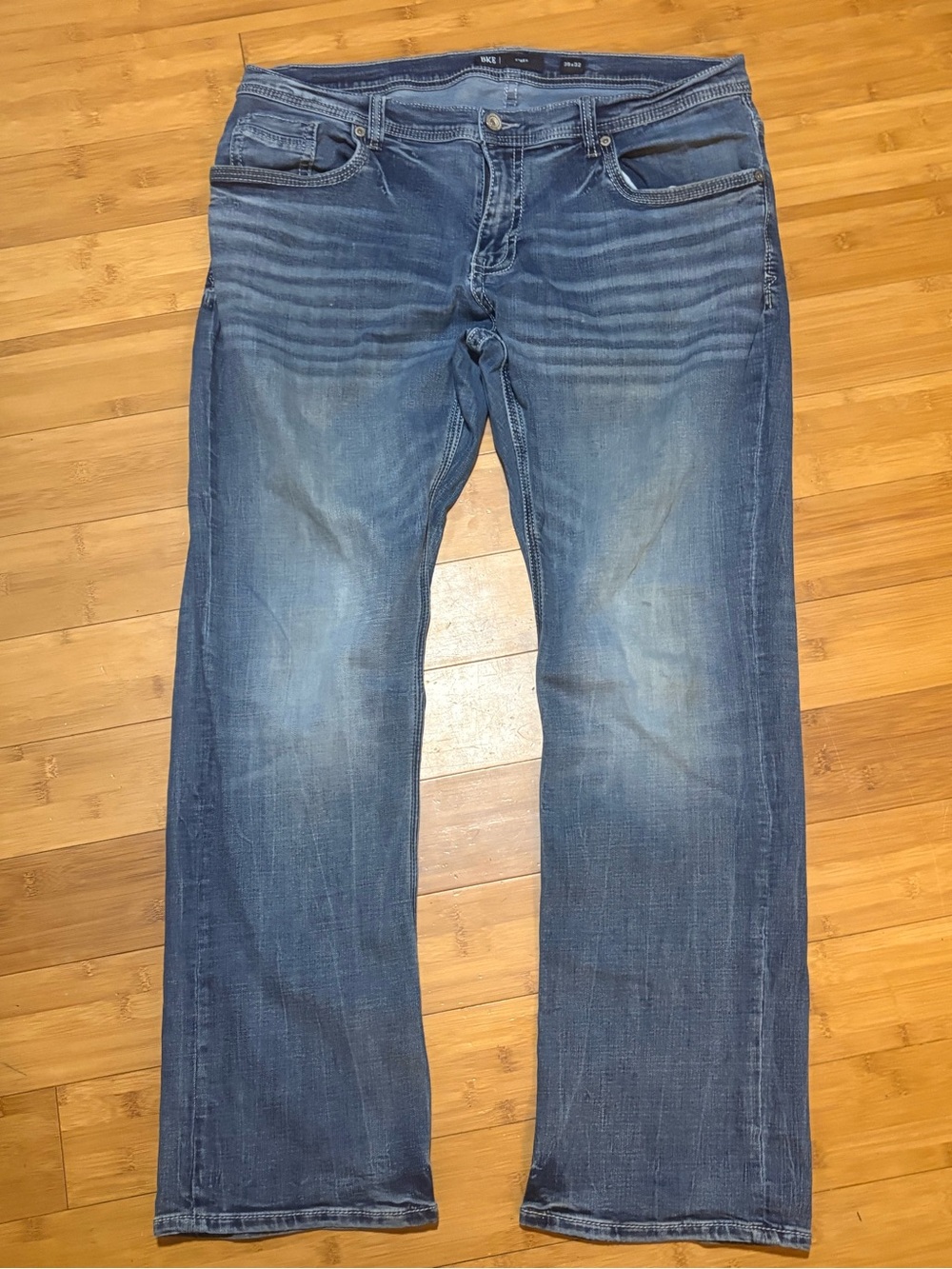 BKE Derek Mens Jeans 38x32 Bootcut Western Buckle Medium Wash Denim Stretch